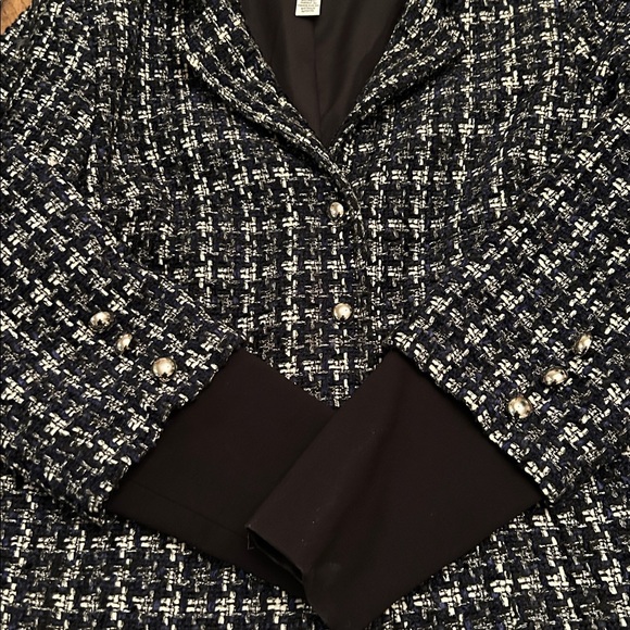 Joseph Ribkoff 10 Black+White Textured Plaid Blazer gathered sleeves - Picture 15 of 16